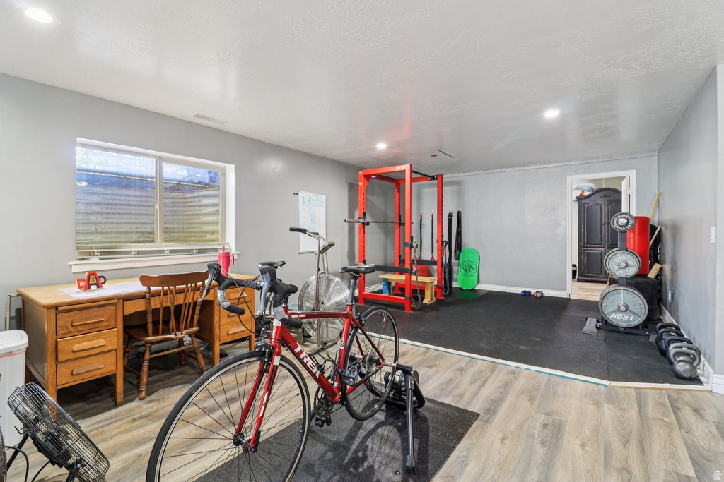 1699 W 2115 S Syracuse, UT 84075