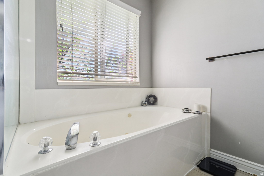 1699 W 2115 S Syracuse, UT 84075