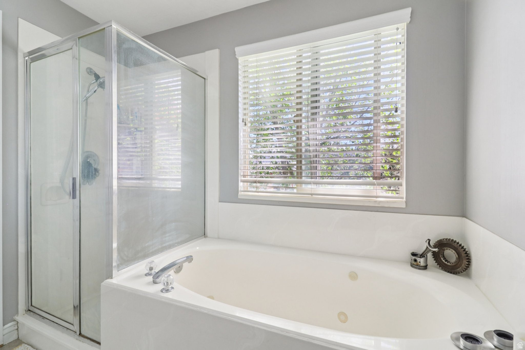 1699 W 2115 S Syracuse, UT 84075