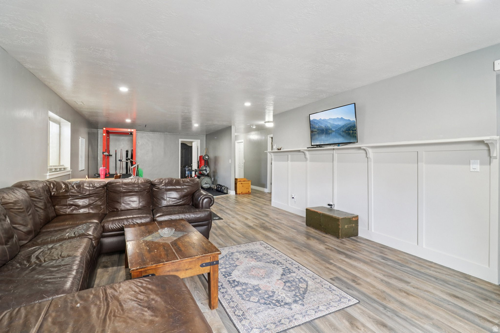 1699 W 2115 S Syracuse, UT 84075