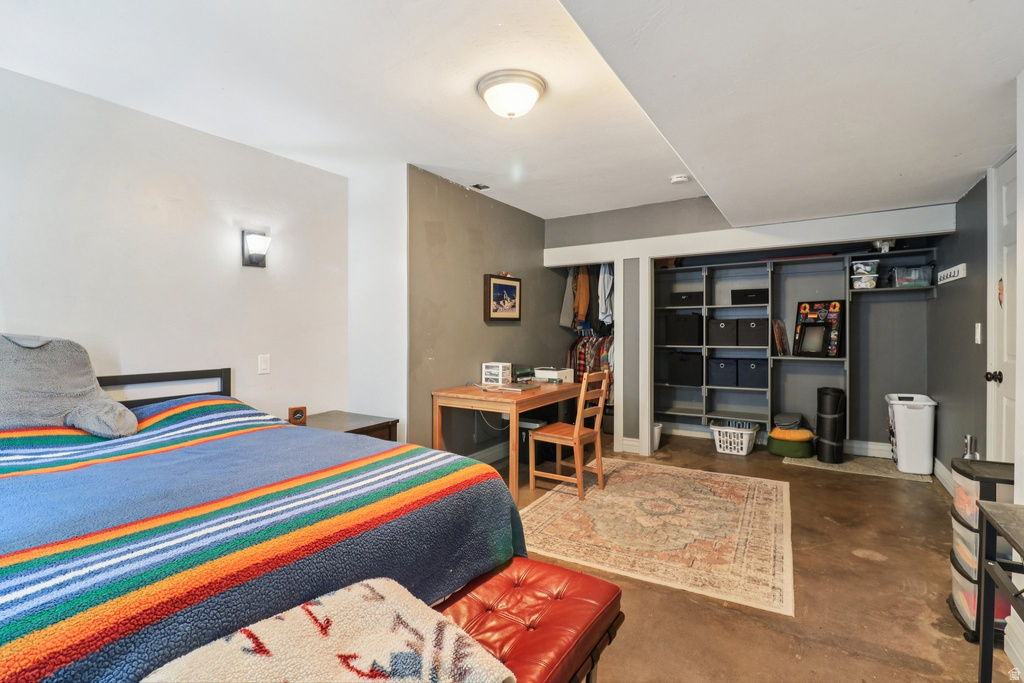 1699 W 2115 S Syracuse, UT 84075