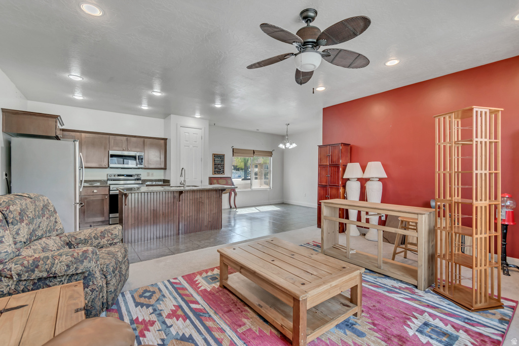 3633 ASSEMBLY CT. West Valley City, UT 84120