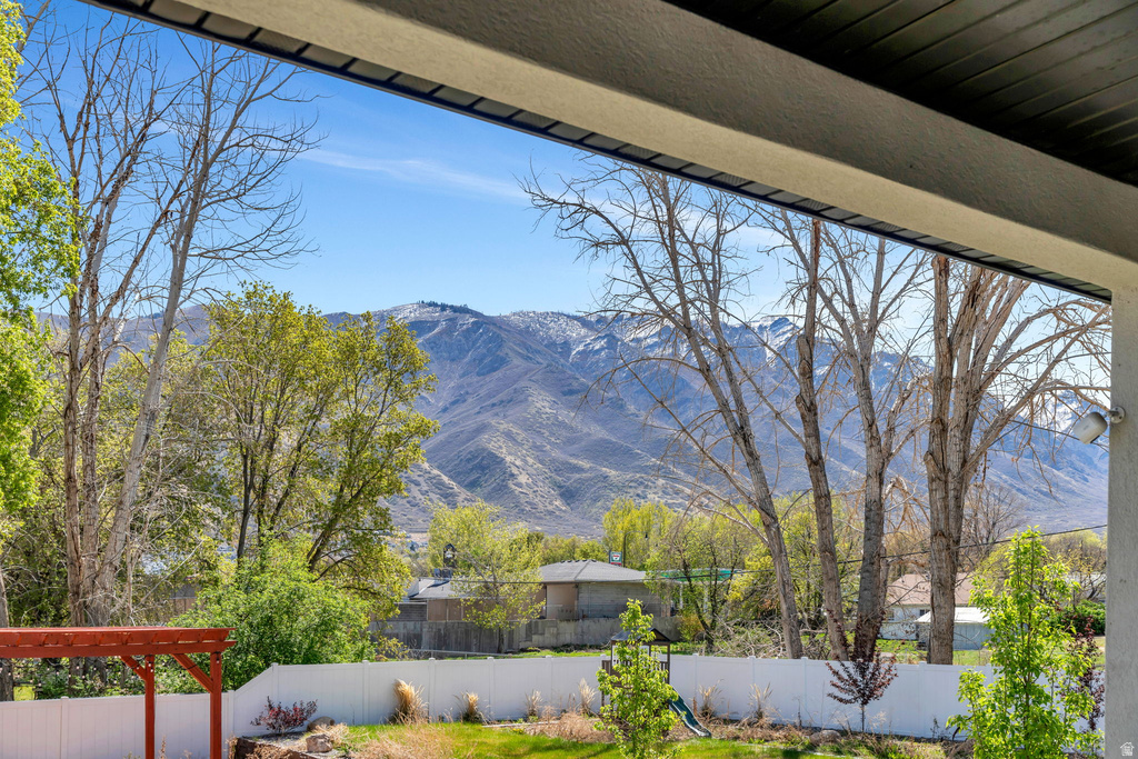 68 N 300 E Santaquin, UT 84655