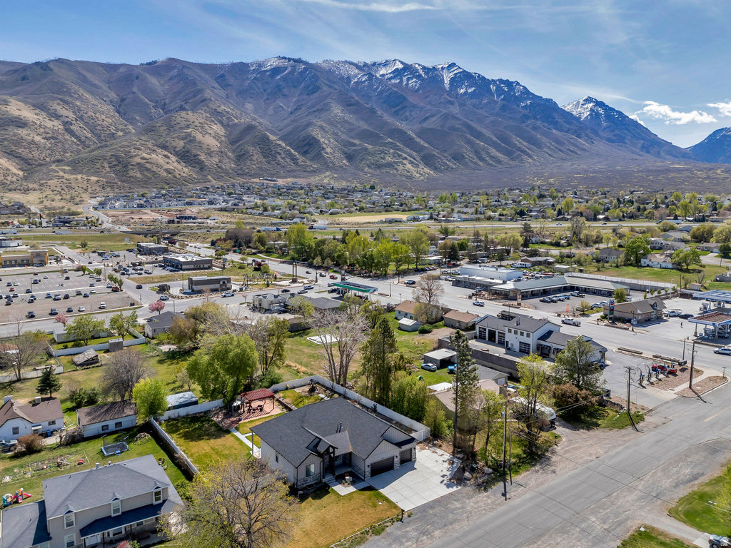 68 N 300 E Santaquin, UT 84655