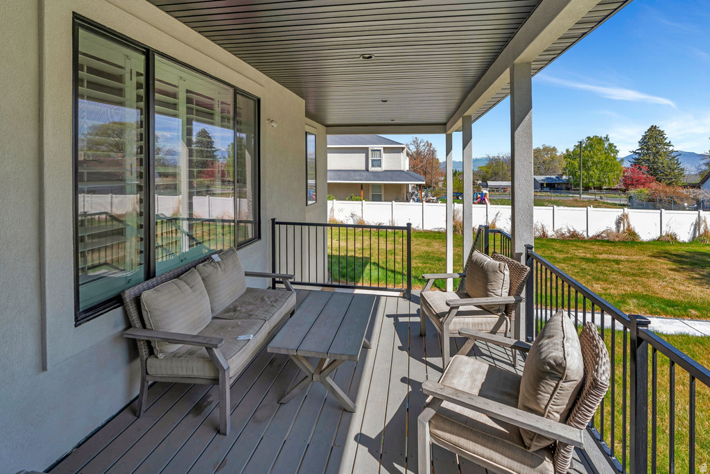 68 N 300 E Santaquin, UT 84655