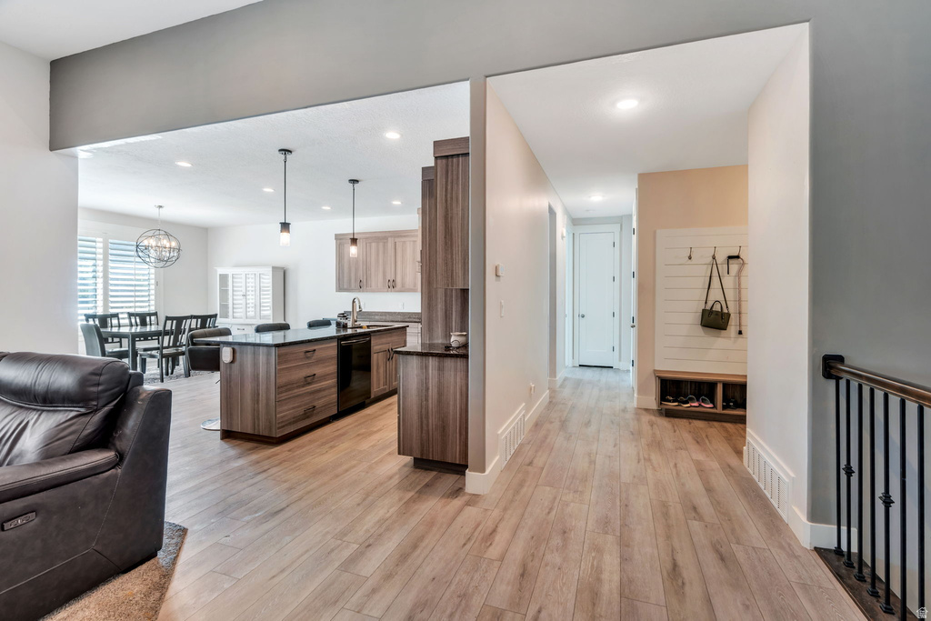 68 N 300 E Santaquin, UT 84655