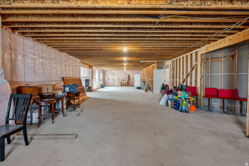 68 N 300 E Santaquin, UT 84655