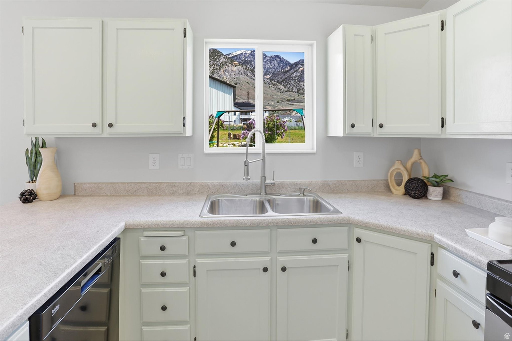 6990 N 2350 W Honeyville, UT 84314