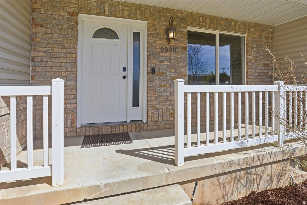 6990 N 2350 W Honeyville, UT 84314