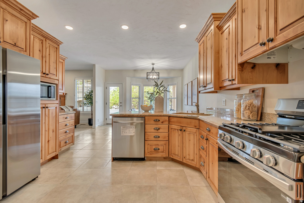 534 E FOX FARM PL Draper, UT 84020