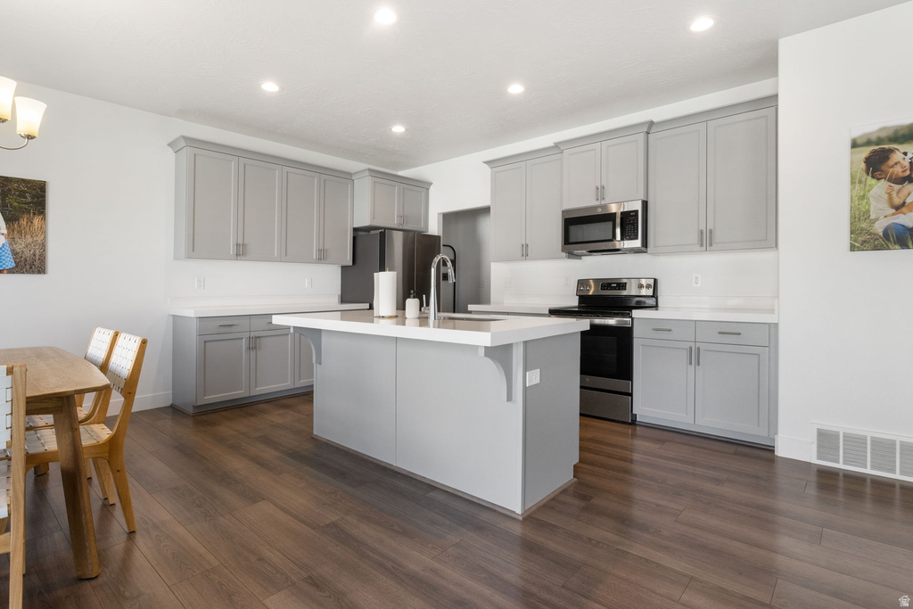 3685 N CUADE ST Eagle Mountain, UT 84005