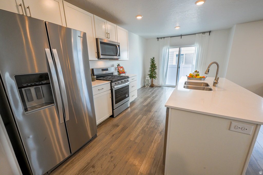 212 N OFFSHORE CT Saratoga Springs, UT 84045