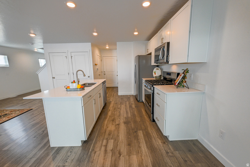 212 N OFFSHORE CT Saratoga Springs, UT 84045