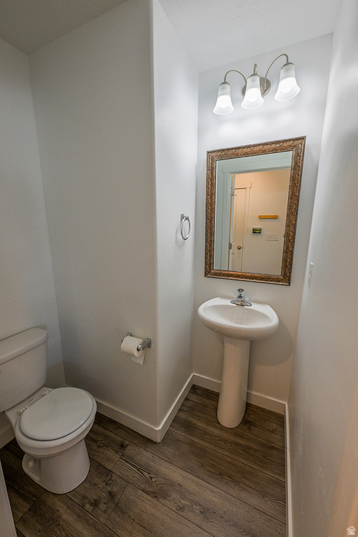 212 N OFFSHORE CT Saratoga Springs, UT 84045