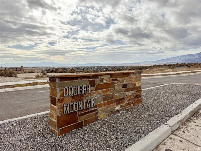 7046 N SANDSTONE WAY Eagle Mountain, UT 84005