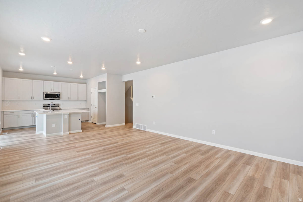 7047 N SANDSTONE WAY Eagle Mountain, UT 84005