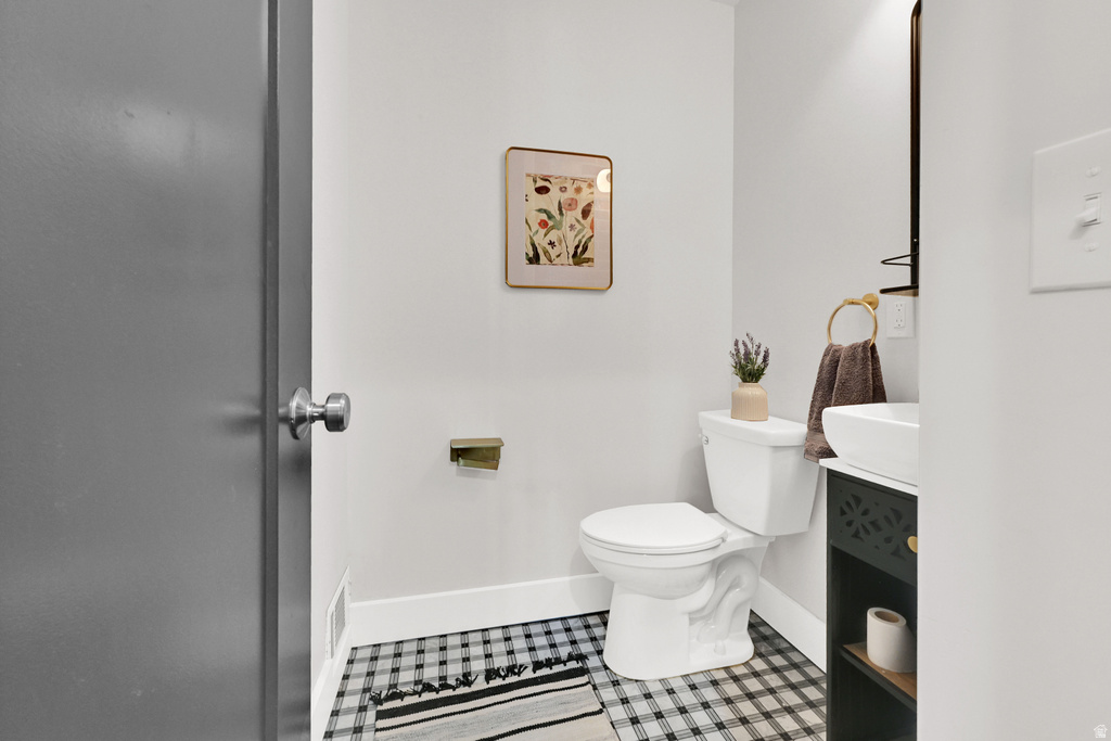 2102 E CRYSTAL AVE Salt Lake City, UT 84109