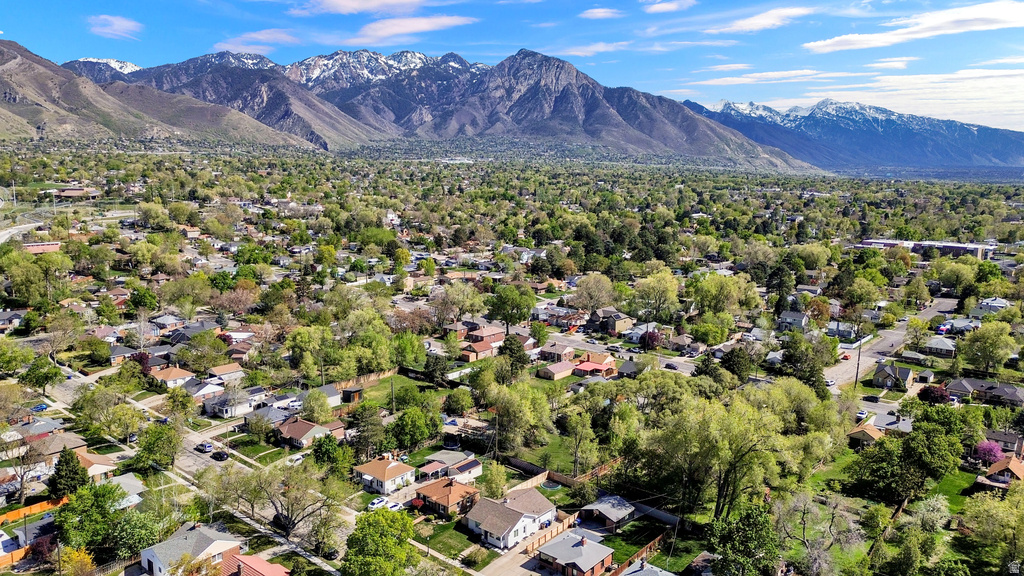 2102 E CRYSTAL AVE Salt Lake City, UT 84109