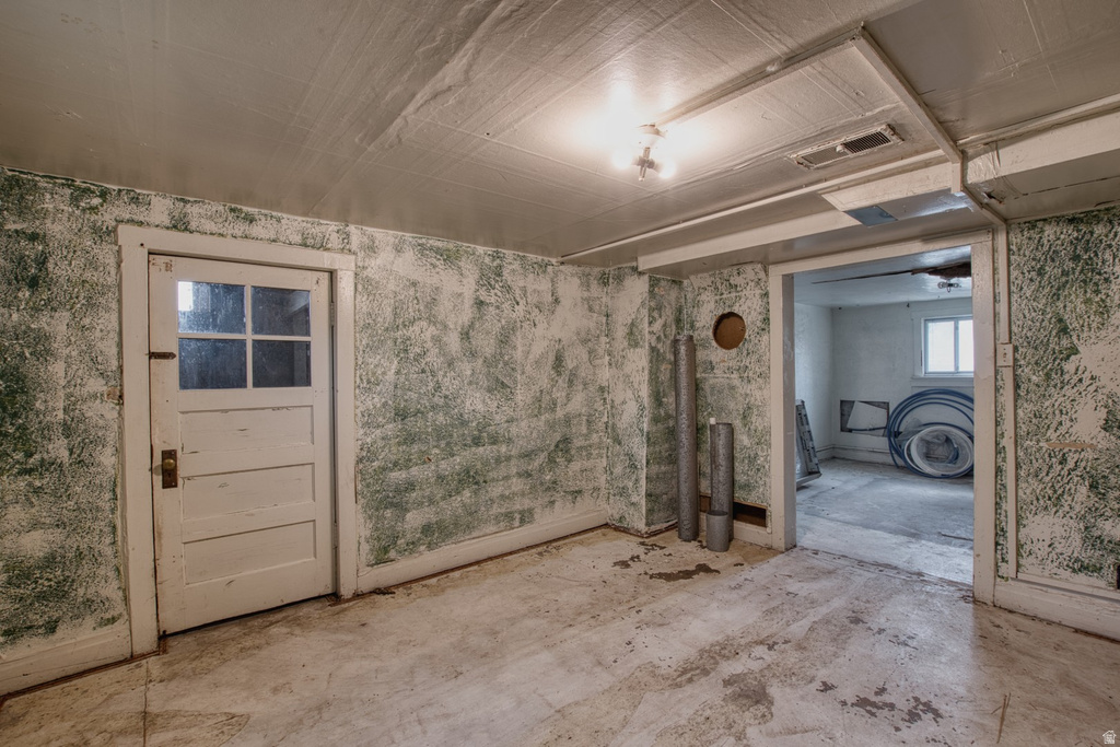 71 N COLEMAN ST Tooele, UT 84074