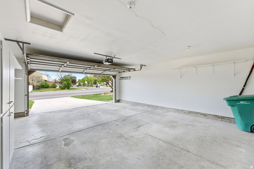 2146 E NEWCASTLE DR Sandy, UT 84093