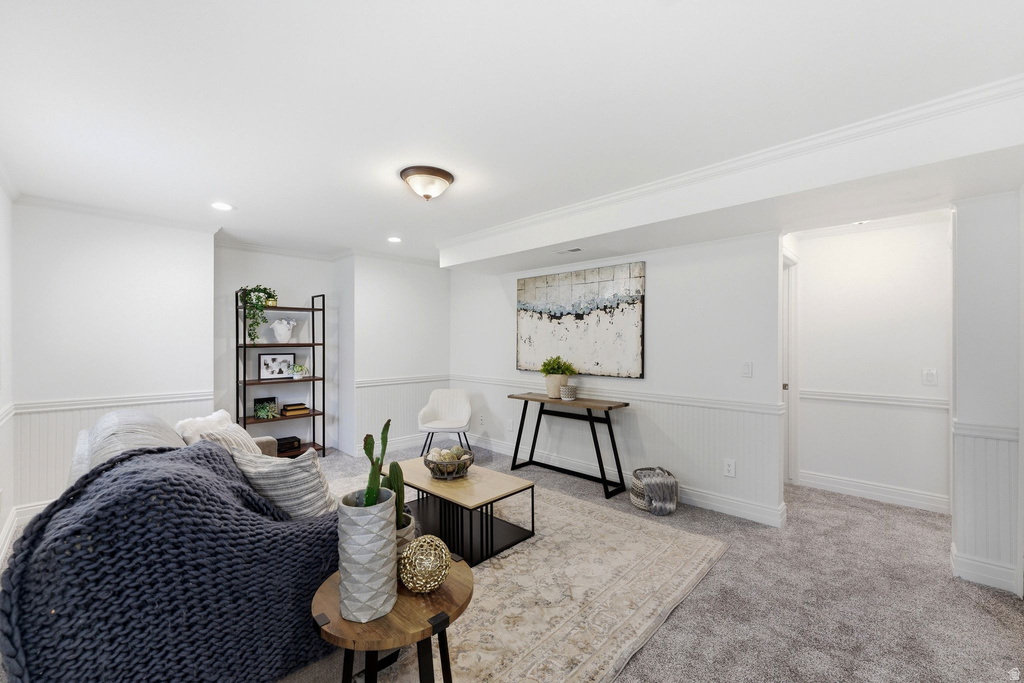 2146 E NEWCASTLE DR Sandy, UT 84093