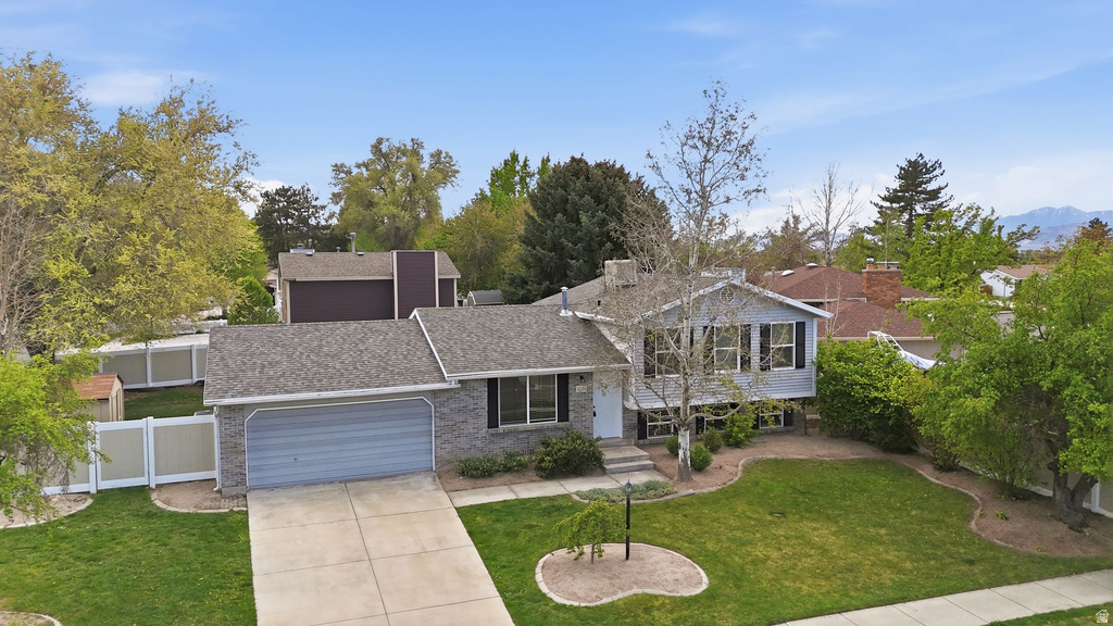 2146 E NEWCASTLE DR Sandy, UT 84093