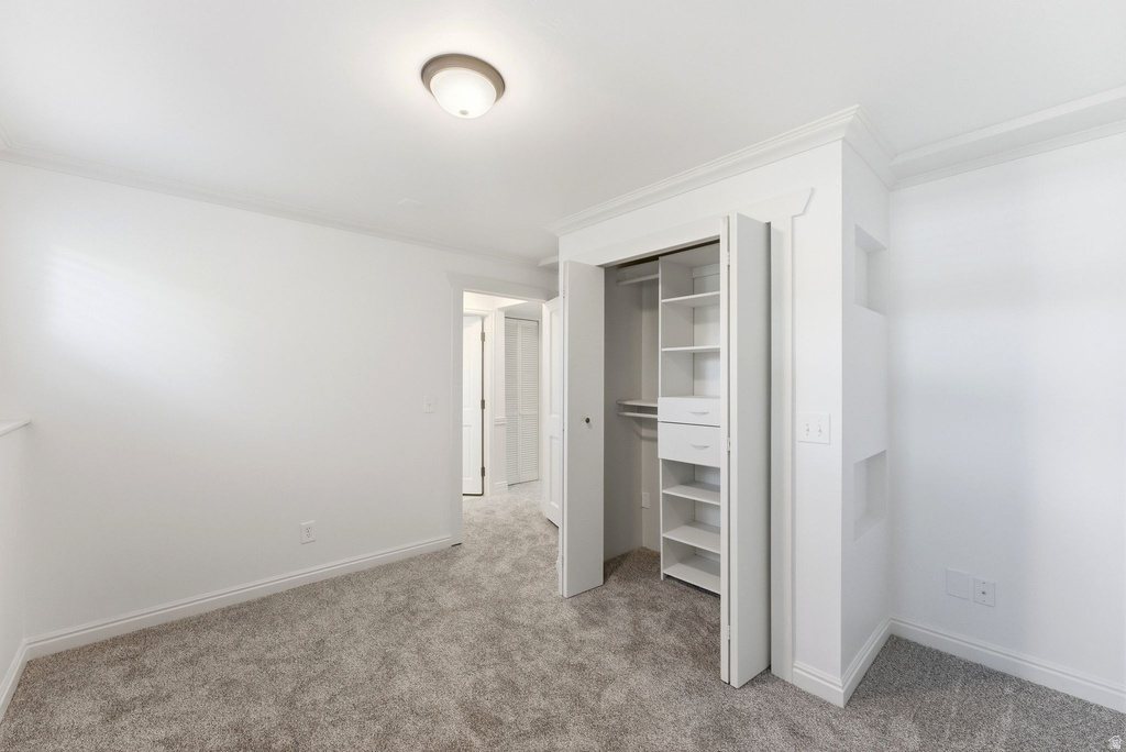 2146 E NEWCASTLE DR Sandy, UT 84093