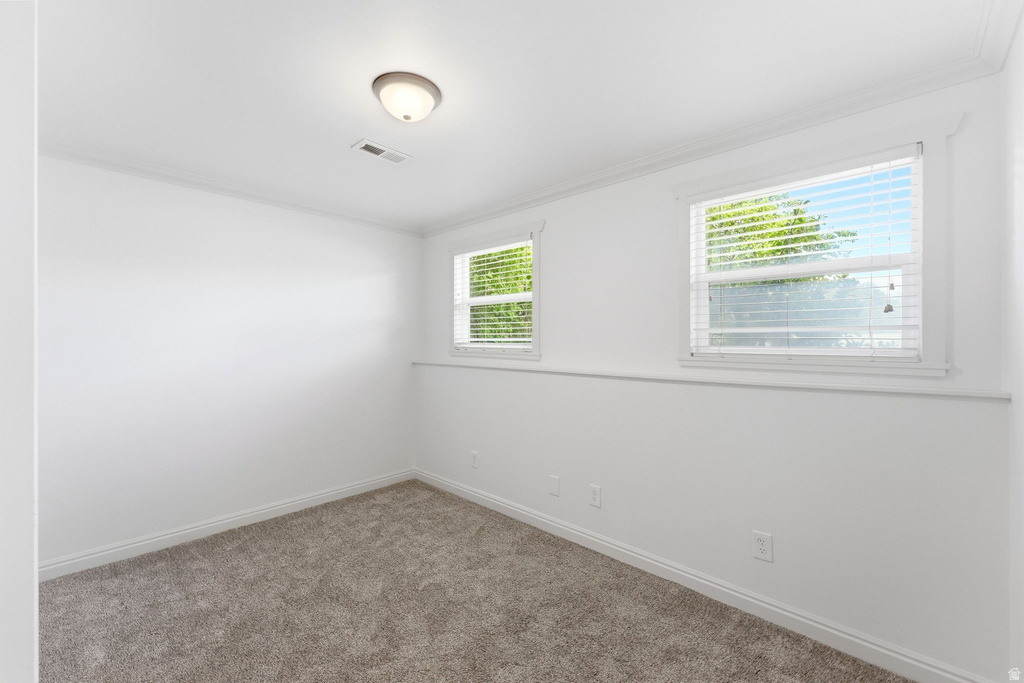 2146 E NEWCASTLE DR Sandy, UT 84093