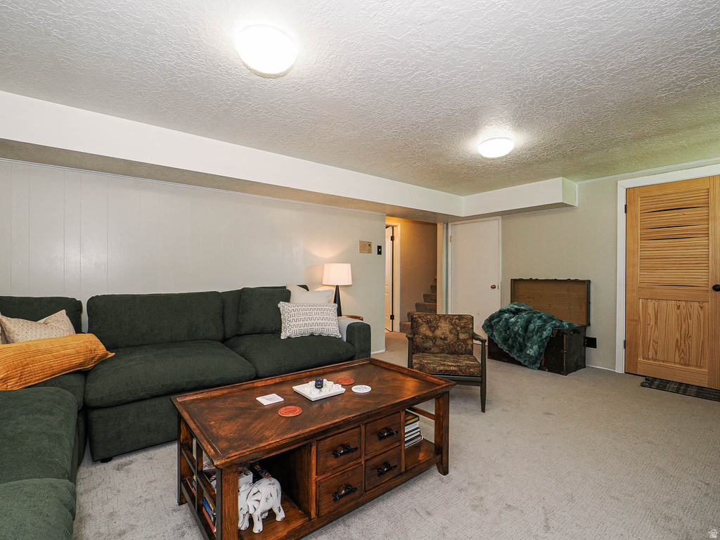 6871 S 1495 E Cottonwood Heights, UT 84121