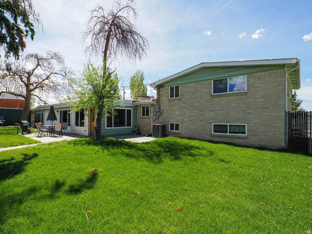 6871 S 1495 E Cottonwood Heights, UT 84121