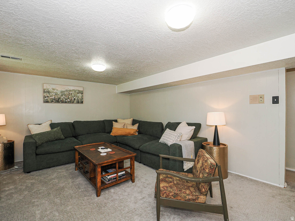 6871 S 1495 E Cottonwood Heights, UT 84121