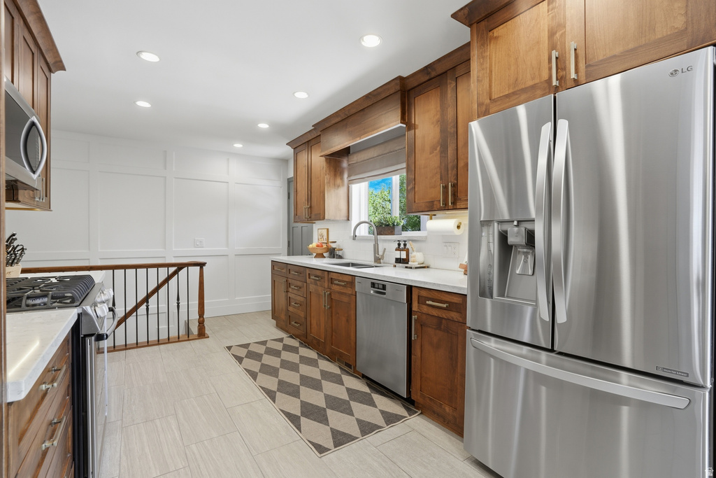 4056 S SOLAR CIR Holladay, UT 84124