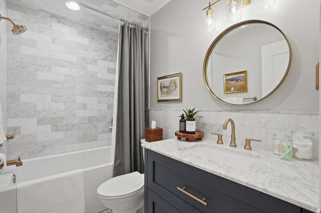 4056 S SOLAR CIR Holladay, UT 84124