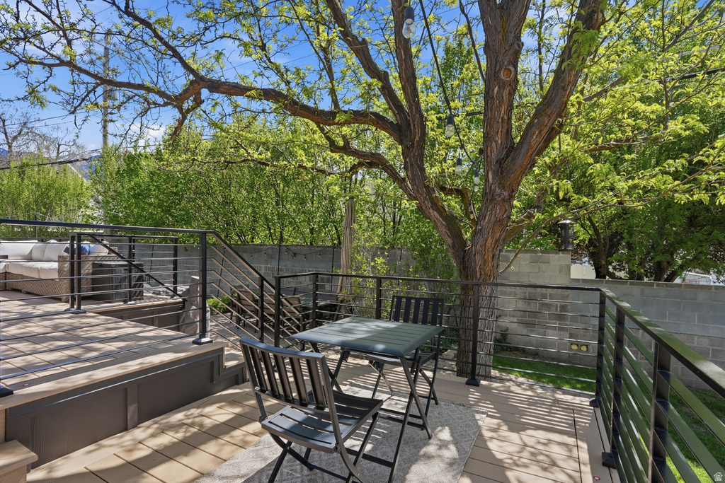 4056 S SOLAR CIR Holladay, UT 84124