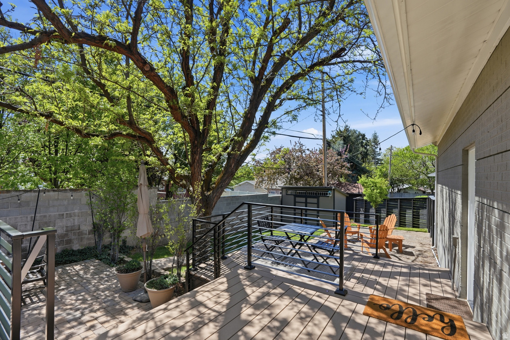 4056 S SOLAR CIR Holladay, UT 84124