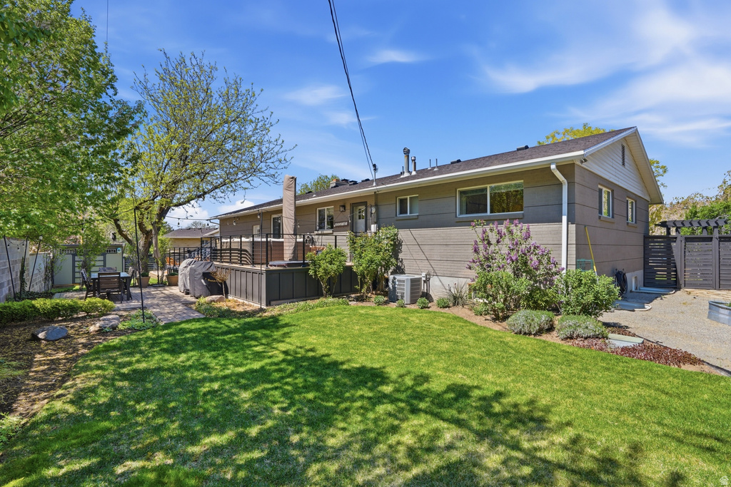 4056 S SOLAR CIR Holladay, UT 84124