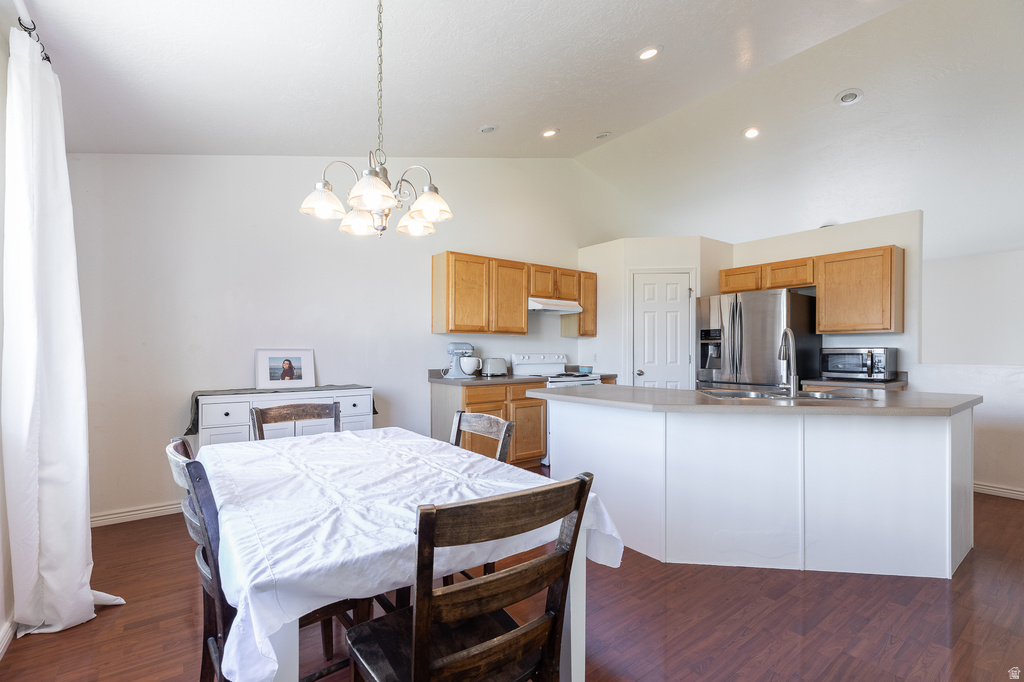 1934 N TRELLIS PL Saratoga Springs, UT 84045