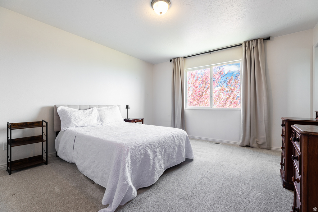 1934 N TRELLIS PL Saratoga Springs, UT 84045