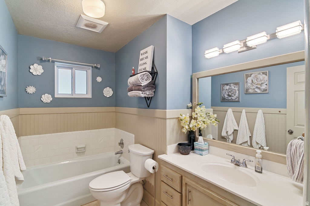 237 S MAIN ST Providence, UT 84332