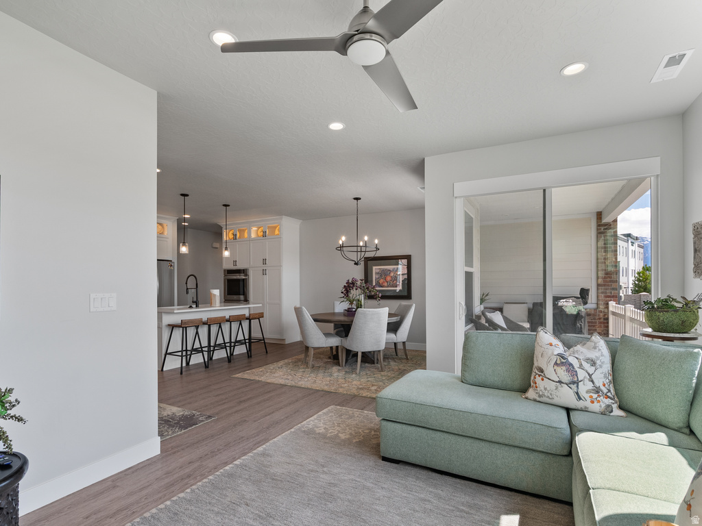 3518 W HAVEN FIELDS DR South Jordan, UT 84095
