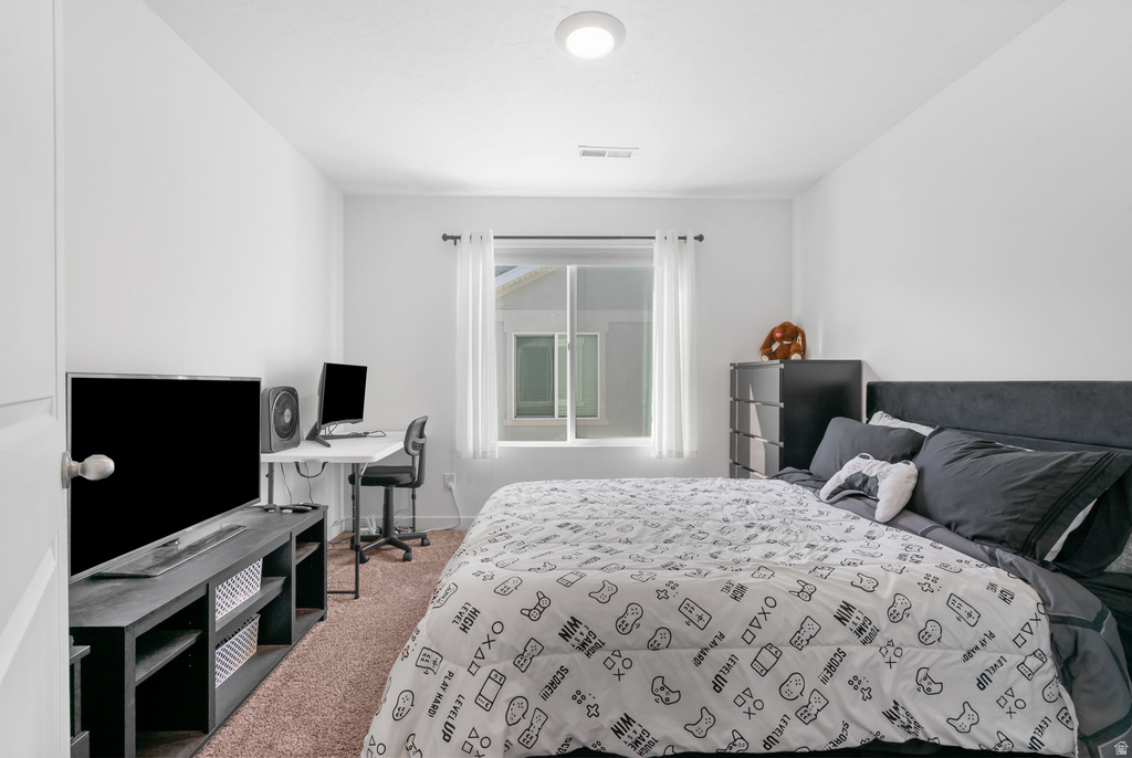 1033 E REEF DR Saratoga Springs, UT 84045