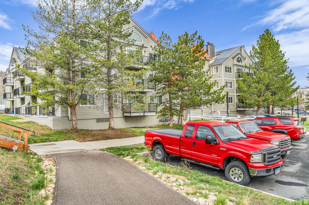 1885 PROSPECTOR AVE #B12 Park City, UT 84060