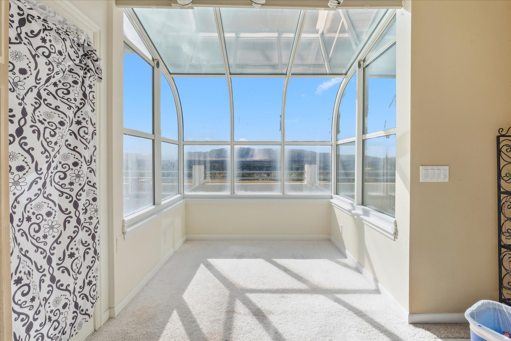 2887 N VIEWCREST CIR North Logan, UT 84341