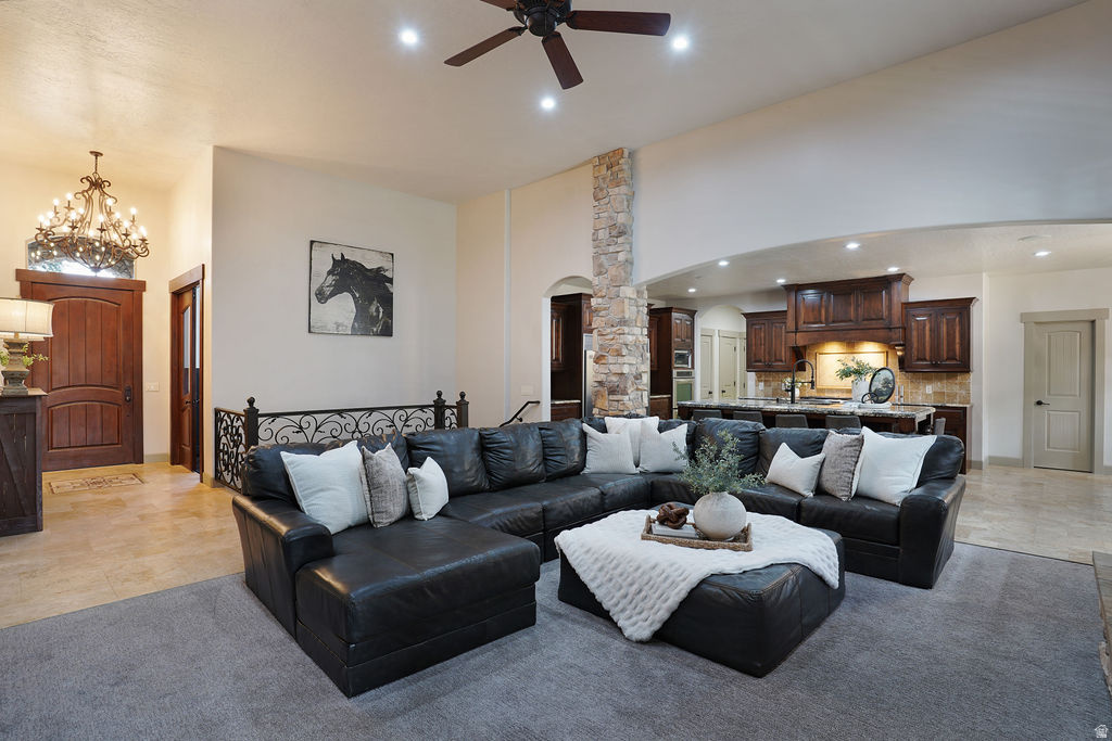 858 E 600 S Santaquin, UT 84655