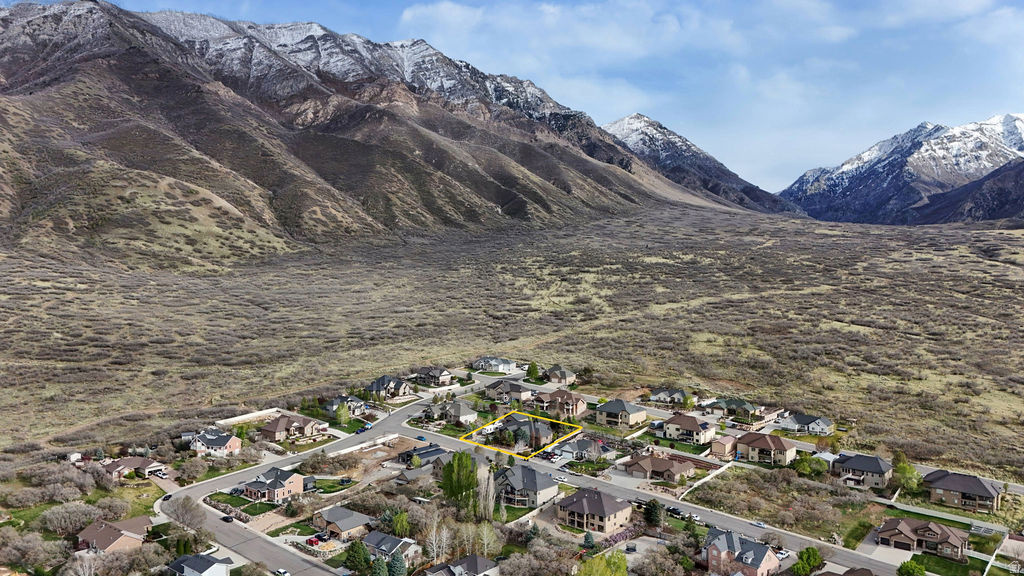 858 E 600 S Santaquin, UT 84655