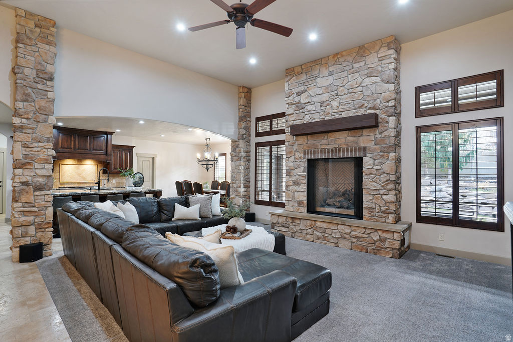 858 E 600 S Santaquin, UT 84655