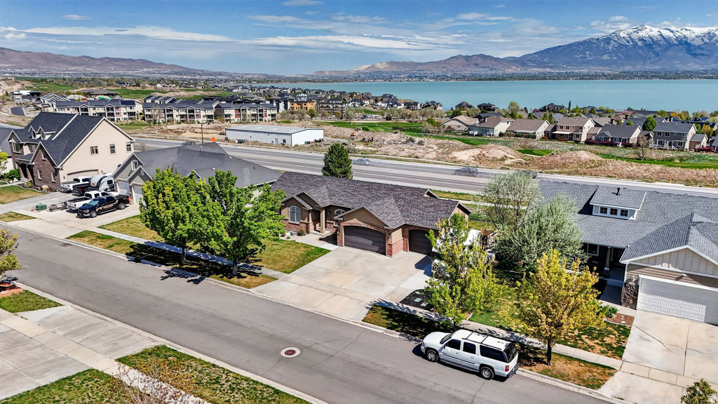 2486 S ASTER WAY Saratoga Springs, UT 84045
