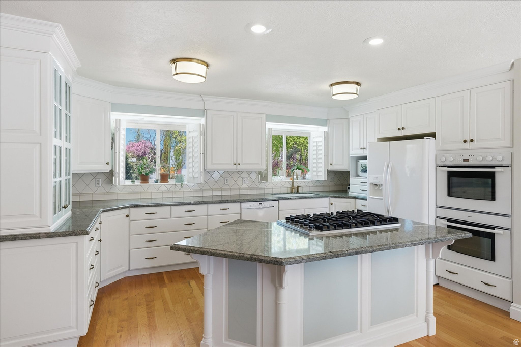 1616 E SUNSET DR Logan, UT 84321