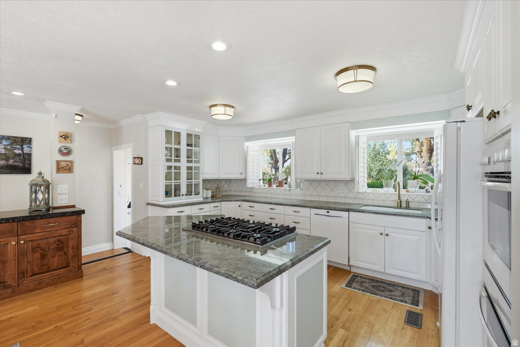 1616 E SUNSET DR Logan, UT 84321