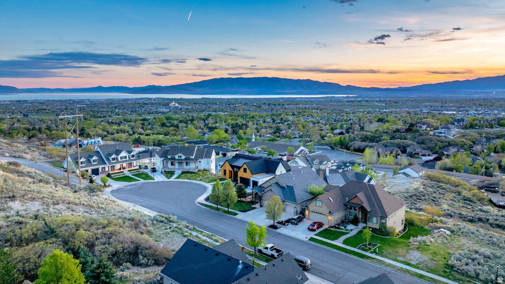 10207 N BAYHILL DR Cedar Hills, UT 84062